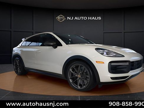 Used 2023 Porsche Cayenne Turbo GT image 1