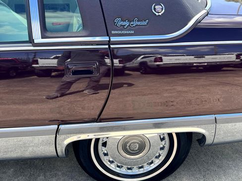 Used 1996 Cadillac Fleetwood Brougham image 20