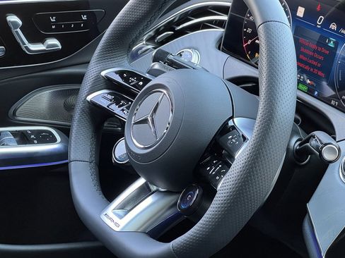 Used 2025 Mercedes-Benz E 53 AMG e 4MATIC Sedan image 37