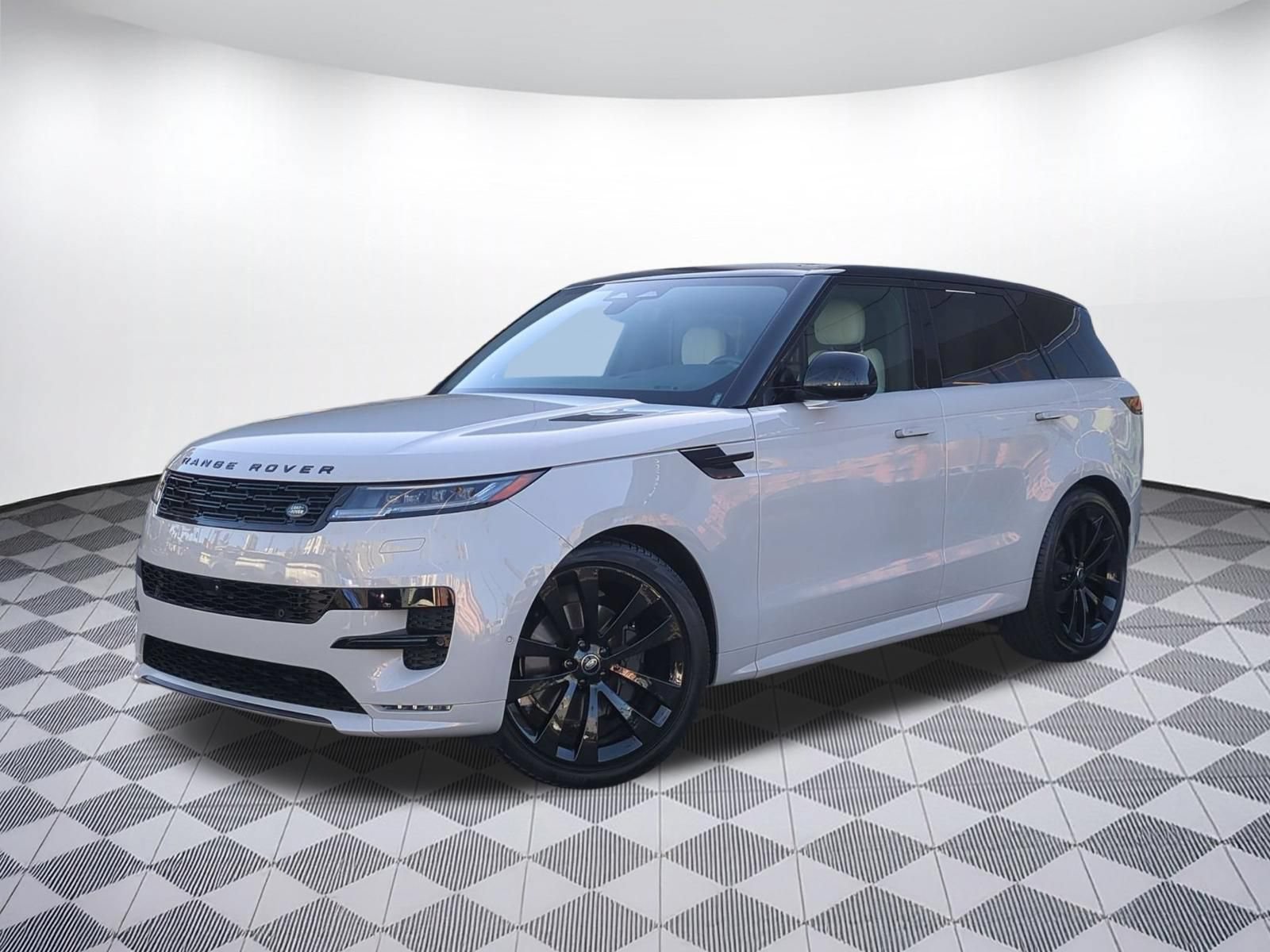 Used 2024 Land Rover Range Rover Sport Dynamic SE AWD/4WD image 1