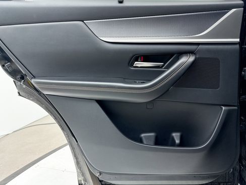 Used 2025 MAZDA CX-70 3.3 Turbo w/ Premium Plus Pkg image 36