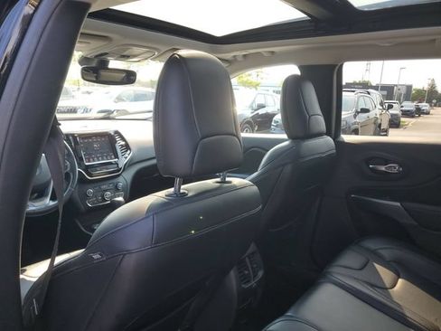 Used 2020 Jeep Cherokee Limited AWD/4WD image 11