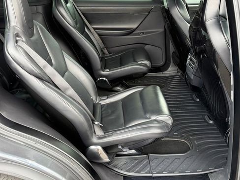 Used 2016 Tesla Model X 90D AWD/4WD image 25