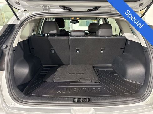 Used 2020 Kia Niro EX w/ Cold Weather Package FWD image 11