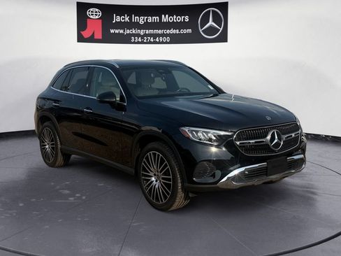 Used 2024 Mercedes-Benz GLC 300 image 7