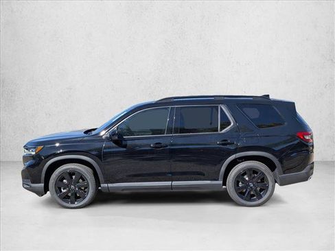 New 2025 Honda Pilot Black Edition image 9