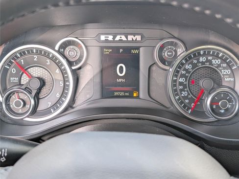 Used 2023 RAM 1500 Big Horn AWD/4WD image 31