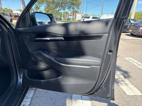 Used 2025 Kia Seltos S image 13