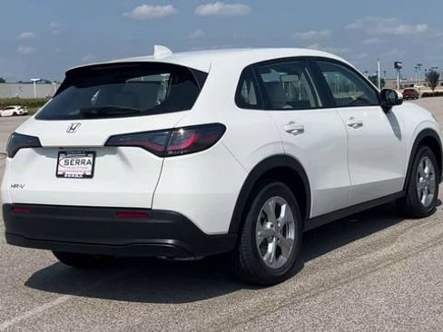 Certified 2024 Honda HR-V LX image 8