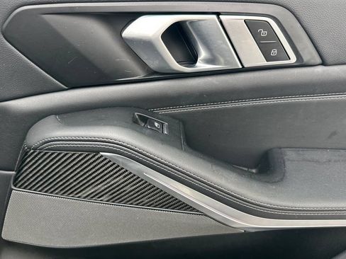 Used 2023 BMW X5 M50i AWD/4WD image 19