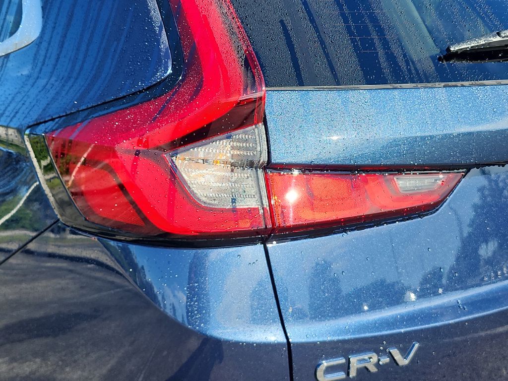 Used 2025 Honda CR-V EX image 15