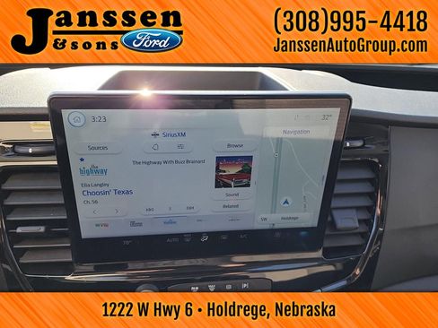 Used 2023 Ford Transit 350 XLT image 24