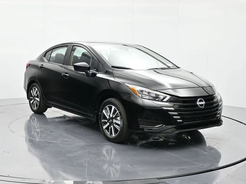 New 2025 Nissan Versa SV w/ Trunk Package image 3