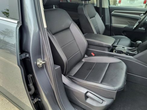 Used 2022 Volkswagen Atlas SE FWD image 23