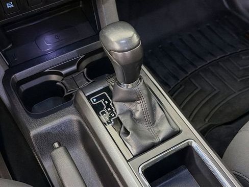 Used 2017 Toyota Tacoma TRD Sport RWD image 20