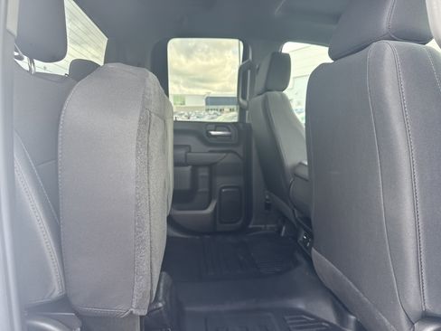 Used 2025 Chevrolet Silverado 2500 W/T w/ WT Convenience Package AWD/4WD image 7