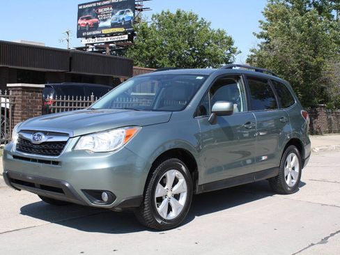 Used 2016 Subaru Forester 2.5i Limited AWD/4WD image 2