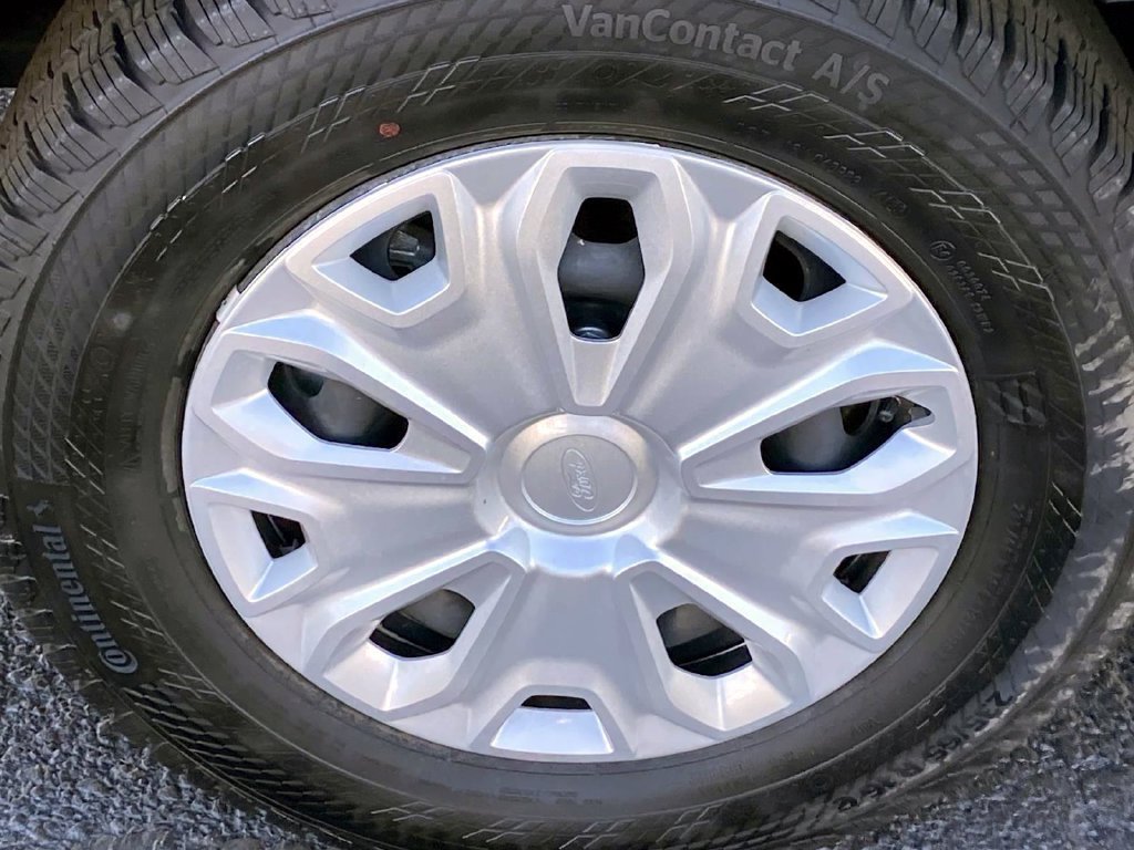 Used 2024 Ford E-Transit Low Roof RWD image 26
