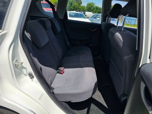 Used 2011 Honda Fit image 7