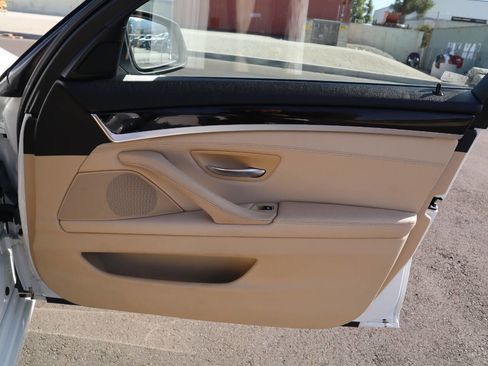 Used 2015 BMW 528i Sedan RWD image 39