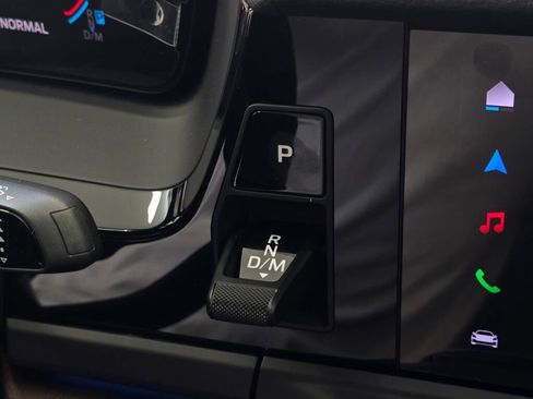 New 2025 Porsche Panamera 4 image 17