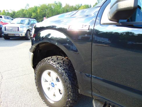 Used 2018 Ford F150 XL w/ Equipment Group 101A Mid AWD/4WD image 22