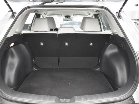 Used 2022 Toyota Corolla Cross LE image 13