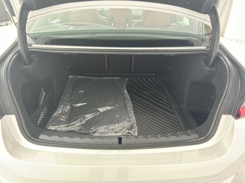 Used 2025 BMW 330i xDrive Sedan w/ Convenience Package image 21