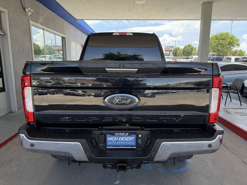 Used 2019 Ford F250 XLT w/ XLT Premium Package AWD/4WD image 7