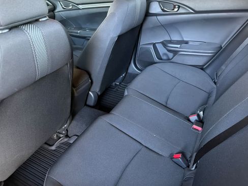 Used 2019 Honda Civic Sport image 4