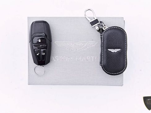Used 2021 Aston Martin DBS Superleggera RWD image 85