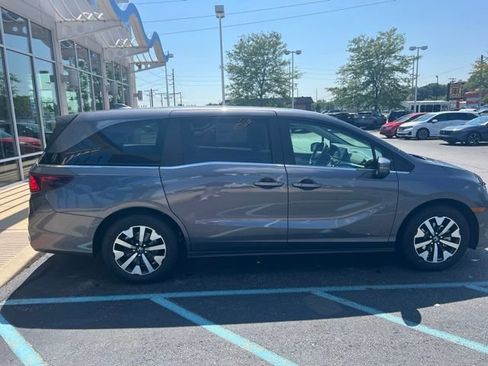 New 2026 Honda Odyssey EX-L image 6