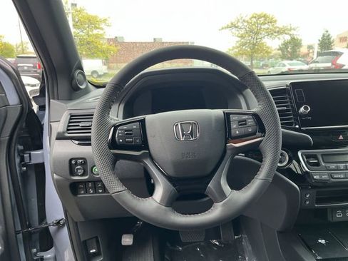 New 2026 Honda Ridgeline Black Edition image 13