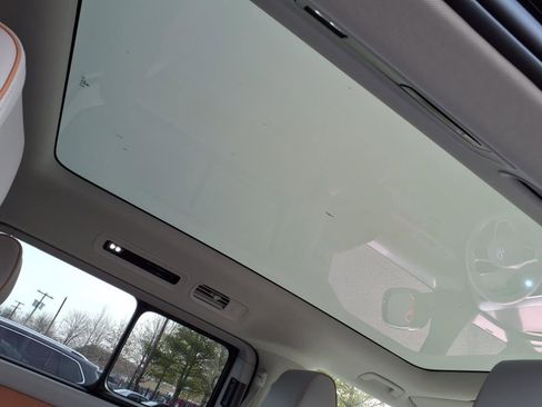 New 2025 Volkswagen ID. Buzz 1st Edition image 11