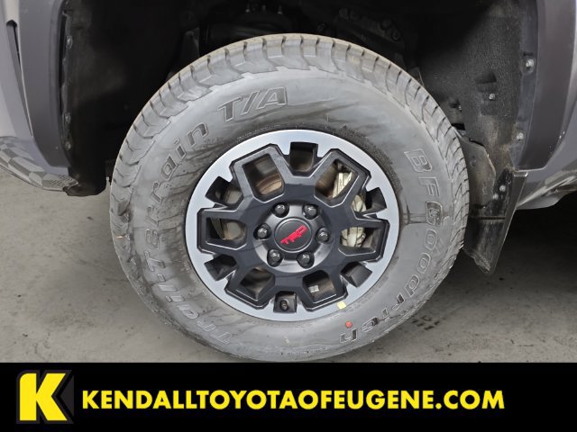 Used 2024 Toyota Tacoma TRD Off-Road AWD/4WD image 9