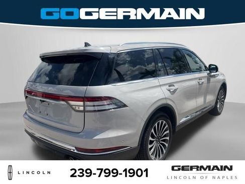 Used 2023 Lincoln Aviator Reserve w/ Equipment Group 201A RWD image 7