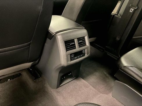 Used 2022 Volkswagen Atlas SE image 29