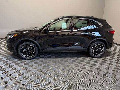 New 2026 Ford Escape Platinum w/ Class II Trailer Tow Package image 6