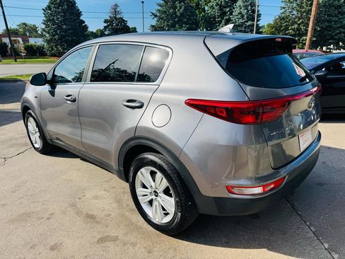 Used 2017 Kia Sportage LX AWD/4WD image 5