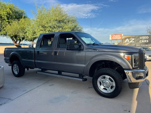 Used 2014 Ford F250 XLT w/ XLT Value Package AWD/4WD image 5