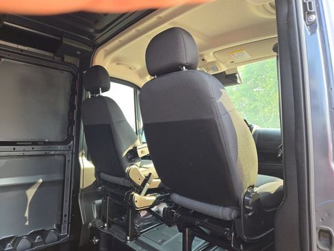 Used 2026 RAM ProMaster 1500 w/ Convenience Group FWD image 10