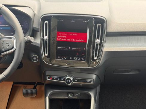 New 2026 Volvo XC40 B5 Plus w/ Protection Package Premier AWD/4WD image 7