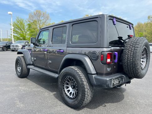 Used 2020 Jeep Wrangler Unlimited Sport S AWD/4WD image 5