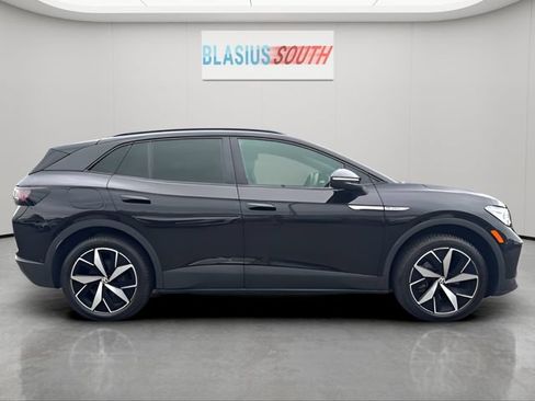 Used 2023 Volkswagen ID.4 Pro S AWD/4WD image 2