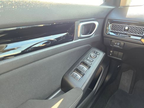 Used 2023 Honda Civic EX image 61