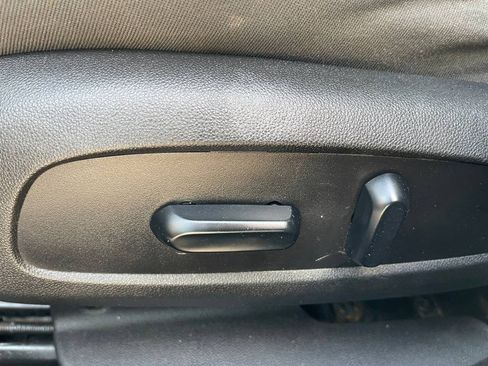 Used 2019 Chevrolet Cruze LT w/ LT Fleet Convenience Package image 23