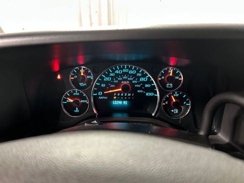 Used 2024 GMC Savana 2500 Work Van w/ Driver Convenience Package image 15