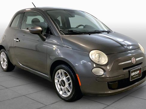 Used 2015 FIAT 500 Pop FWD image 2
