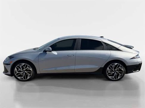 Certified 2025 Hyundai Ioniq 6 SEL image 2