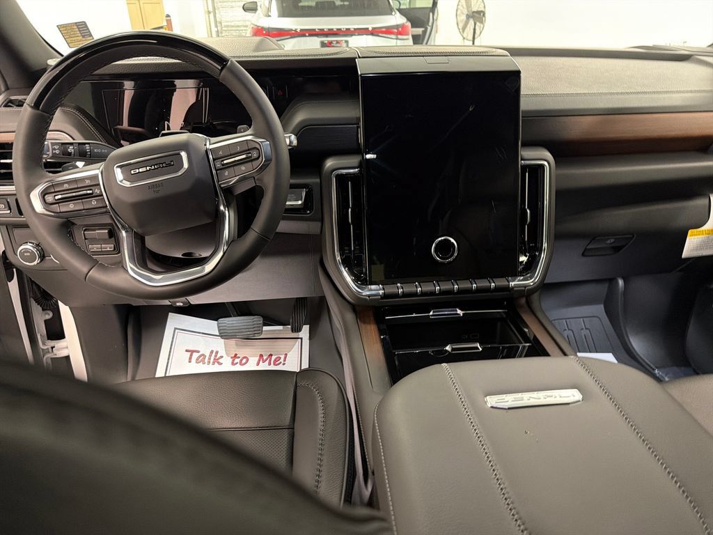 New 2026 GMC Yukon Denali w/ Advanced Technology Package RWD image 14